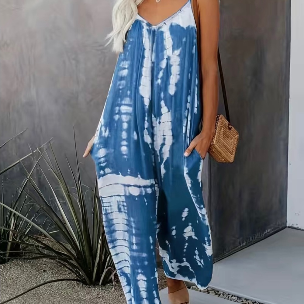 Blue tie dye jumper